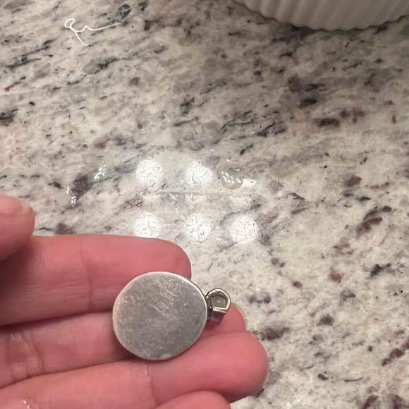 Sterling silver pendant with the 7 shakra stones - Picture 2 of 3